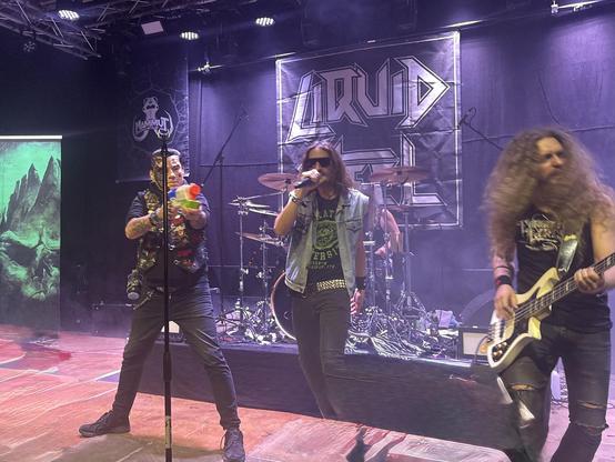 Liquid Steel on Stage, inkl. Terminator mit Wasserpistole.