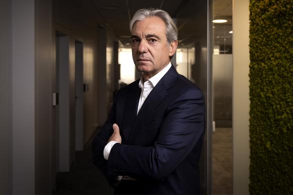 El dueño del gigante del transporte aragonés Sesé ve avances en la crisis automotriz europea mientras impulsa el duotráiler y defiende la humanización del sector