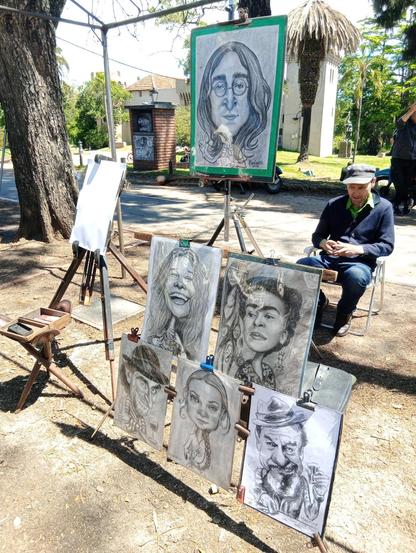 Puesto de caricaturas