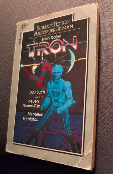 Tron - Das Taschenbuch
Leicht geknickte Ecken