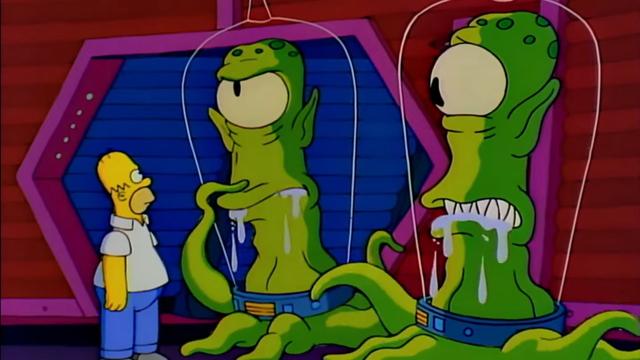<img alt="Kang e Kodos: gli alieni più folli di The Simpsons e la loro eredità nella fantascienza pop" class="webfeedsFeaturedVisual wp-post-image" height="1080" src="https://i3.wp.com/cdn.mos.cms.futurecdn.net/aWXc7pbwGVR5PrQ3y4dH36-1920-80.jpg?w=1920&amp;resize=1920,1080&amp;ssl=1" style="display: block; margin-bottom: 5px; clear: both;" title="Kang e Kodos: gli alieni più folli di The Simpsons e la loro eredità nella fantascienza pop" width="1920" /><div class="starw-prima-del-contenuto_4" id="starw-1452390831"><div id="addendoContainer_Interstitial"></div></div><p>«Folli, terrestri!» È con questa esclamazione che <strong>Kang e Kodos</strong>, gli alieni più iconici di <em>The Simpsons</em>, hanno conquistato un posto d’onore nella cultura pop. Viscidi, sarcastici e inconfondibilmente grotteschi, i due rigelliani sono apparsi in <strong>tutti gli episodi di <em>Treehouse of Horror</em></strong>, gli speciali di Halloween della serie, raggiungendo oltre <strong>34 apparizioni</strong>. Dalle gag più brevi ai ruoli da narratori, la loro presenza è diventata un marchio di fabbrica per gli episodi più assurdi e fantasiosi dello show di Matt Groening.</p><div class="starw-contenuto_6" id="starw-1981954837" style="margin-top: 2px; margin-bottom: 2px;"><!-- BOX 300x250 Articolo 1 -->
<div id="addendoContainer_9001" style="width: 300px; height: 250px;">
</div></div>
<h2>Due alieni, un simbolo della tradizione horror di Springfield</h2>
<p>Fin dalla loro prima comparsa, Kang e Kod