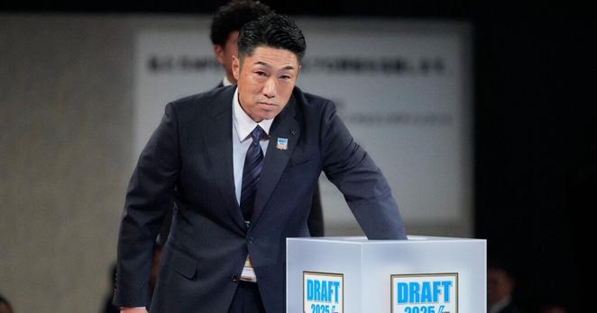 「なぜ我々は佐々木麟太郎を1位指名したのか」DeNA編成部長がドラフト翌日に語った真意「彼には1位がふさわしい」「一本釣りは考えなかった」 - ドラフト会議 | プロ野球 - Number Web