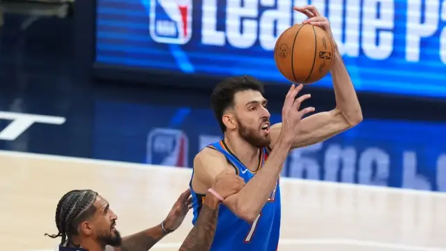 Thunder look to stay perfect vs. Mavericks as Holmgren powers through injuries