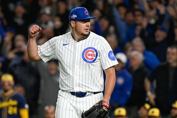 Chicago Cubs favored to retain two key free agents, per insider