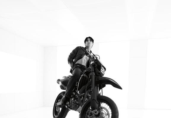 ジョングクを起用した「カルバン・クライン」の最新キャンペーンヴィジュアル公開 ニューヨークで撮影 - fashionsnap.com