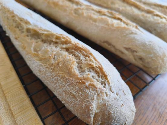 Close up bread shot. Crusty, gorgeous. Phwoar. 'ave it.
