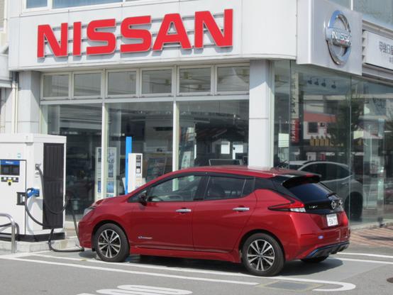 3台目となった日産リーフZE1型。