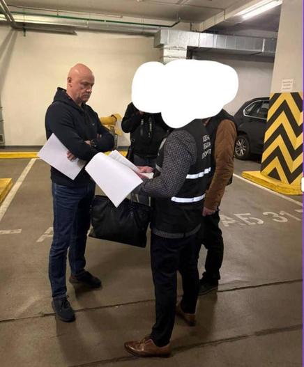 ❗️Колишньому очільнику Одеси Труханову вручили підозру сьогодні ввечері в Одесі, – місцеві канали.

Пишуть, що пов'язано зі справою про затоплення міста місяць тому. Крім того, повідомляють про обшуки у співробітників мерії.
#Україна #Новини_України @News #News_Ukraine  #Ukraine @Ukrainian_news  #Українські_новини   @Українські_новини
#кримінал #корупція