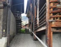 "Montagne et les mayens, Bruson, Suisse".
Crédits : Lorry Bruttin