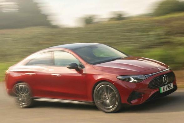 メルセデス・ベンツCLA 250+ ウィズEQテクノロジー AMGライン・エディション（英国仕様）