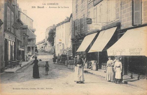 Bort Avenue De La Gare (#Corrèze)  #CartePostaleAncienne 👉 https://cartorum.fr/carte-postale/103231/bort-avenue-de-la-gare