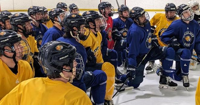 MCLA men's hockey team begins Year 3 with a new coach, goalie competition | Sports