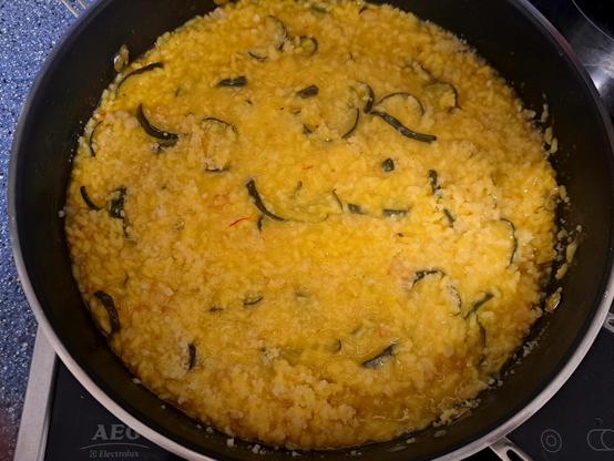 Safran-Zucchini-Risotto