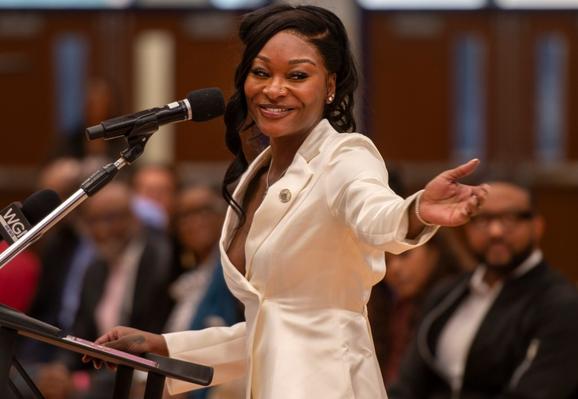 WNBA champion Dana Evans earns key to Gary’s heart