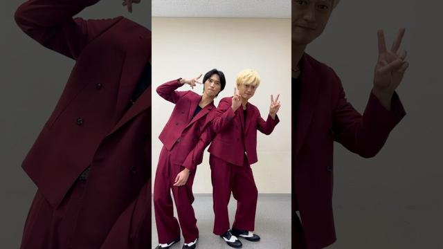 【#橋本良亮 & #塚田僚一】交互にアピール📸 9thAL「CRAZY ROMANTIC!」OUT NOW‼️ #ABCZ_NOMOREYOU #CRAZYROMANTIC #AꓸBꓸCｰZ#ABCZ