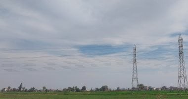 الطقس اليوم مائل للحرارة نهارا معتدل ليلاً والعظمى بالقاهرة 32 درجة