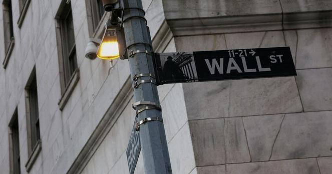 米国株式市場＝反発、地銀巡る懸念が緩和 | ロイター