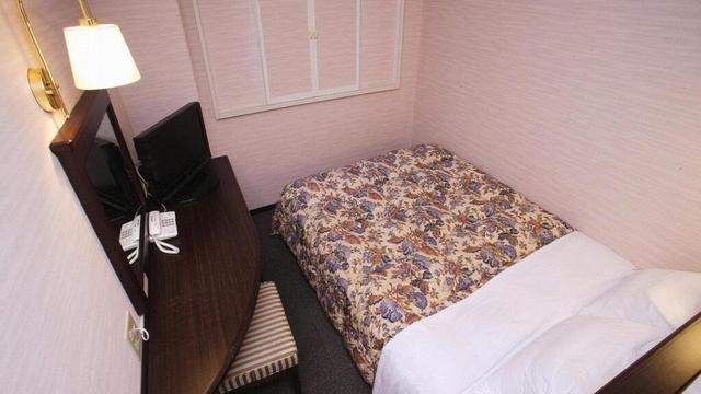 Hamamatsu Hotel, Japan | Travel Book