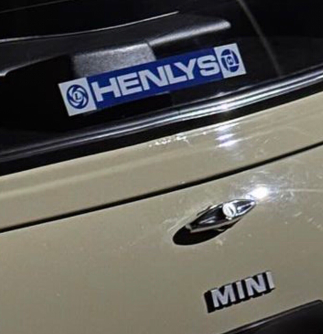Dealer stickers for your #ClassicMini and big discounts too, all on #MiniMonday at http://miniphernalia.co.uk