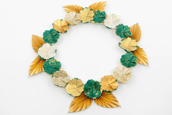 Couronne en kirigami verte et or