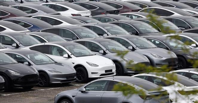 テスラ7月新車販売、仏スウェーデン・デンマークで7カ月連続減 | ロイター