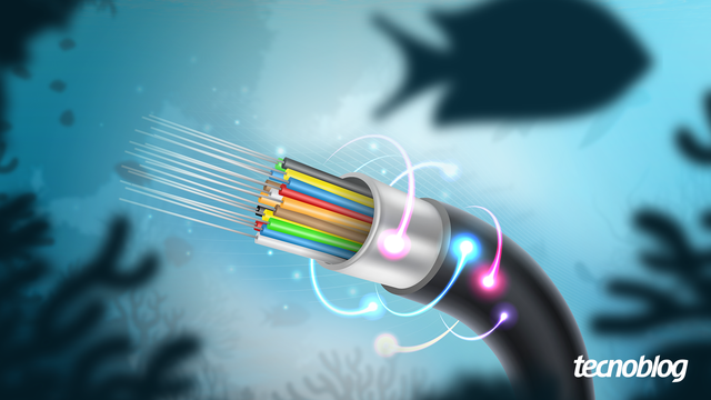 <figure class="wp-block-image size-large wp-lightbox-container"><img alt="Imagem mostra uma seção transversal de um cabo de fibra óptica em um ambiente submarino. O cabo, em tons escuros, revela internamente múltiplos fios coloridos: azul, amarelo, vermelho, verde, marrom e outros. Alguns desses fios emitem luzes azuis, rosas e brancas, formando feixes luminosos. Ao fundo, silhuetas de peixes e corais, com o logotipo do &quot;tecnoblog&quot; no canto inferior direito." class="wp-image-627628" height="596" src="https://files.tecnoblog.net/wp-content/uploads/2022/06/cabos-submarinos_capa-1060x596.png" width="1060" /><button class="lightbox-trigger" type="button">
			<svg fill="none" height="12" viewBox="0 0 12 12" width="12" xmlns="http://www.w3.org/2000/svg">
				<path d="M2 0a2 2 0 0 0-2 2v2h1.5V2a.5.5 0 0 1 .5-.5h2V0H2Zm2 10.5H2a.5.5 0 0 1-.5-.5V8H0v2a2 2 0 0 0 2 2h2v-1.5ZM8 12v-1.5h2a.5.5 0 0 0 .5-.5V8H12v2a2 2 0 0 1-2 2H8Zm2-12a2 2 0 0 1 2 2v2h-1.5V2a.5.5 0 0 0-.5-.5H8V0h2Z" fill="#fff">
			</svg>
		</button><figcaption class="wp-element-caption">Seacom avalia construir um &#8220;cabo submarino&#8221; em terra (ilustração: Vitor Pádua/Tecnoblog)</figcaption></figure>


<details class="tb-resumo tb-callout padrao">
    Resumo
    <div class="tb-resumo-topicos tb-callout-texto"><ul>
<li>Seacom planeja construir um cabo submarino terrestre ligando Mombaça, no Quênia, à República Democrática do Congo.</li>
<li>A tecnologia de cabos submarinos não exige eletricidade contínua, f