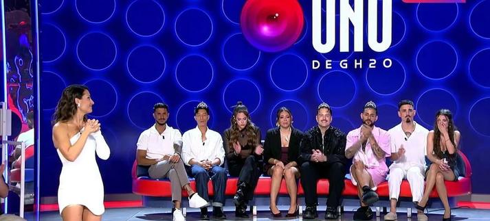 Nagore Robles con los finalistas de 'Uno de GH 20'