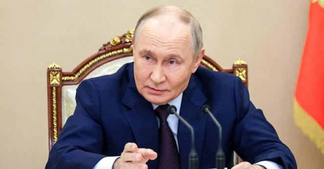 プーチン氏、核実験再開の提案起草を指示 トランプ氏発言に対抗 | ロイター