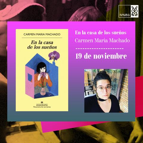 cartel del club con tonos naranjas, rosas y negros. Aparece la portada del libro "En la casa de los sueños", la fecha en la que se hará la sesión del club, y una fotografía de la autora del libro.