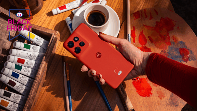 <div class="widget-produto">
            <div class="oferta ">
            <div class="widget-header">
                                    <div class="imagem">
                        <a class="title tb-block-link" href="https://tecno.click/z9s" rel="sponsored nofollow" target="_blank"><img src="https://files.tecnoblog.net/wp-content/uploads/2025/11/motorola-edge-50-neo-tem-ram-expansivel-ate-16-gb-foto-divulgacao-1060x596.png" /></a>
                    </div>
                
                <div class="widget-info-container">
                    <div class="widget-info">
                        <a class="title tb-block-link" href="https://tecno.click/z9s" rel="sponsored nofollow" target="_blank">Motorola Edge 50 Neo</a>
                        <a class="price tb-block-link" href="https://tecno.click/z9s" rel="sponsored nofollow" target="_blank">R$ 1.365,01</a>
                    </div>
                                            <div class="discount"><s>R$ 3.299,00</s><b>59% OFF</b></div>
                                    </div>

                                    <hr class="tb-divider" />

                    <div class="pros-cons">
                        <div class="pros">
                            <span>Prós</span>
                            <ul>
                                                                        <li>Configurações de câmera premium</li>
                                                                            <li>Tela pOLED fluida e muito 