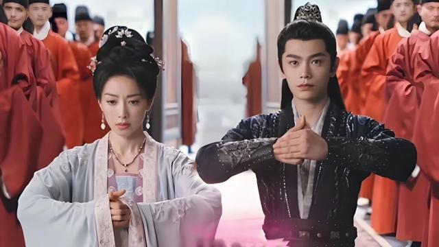 【CLIP 】卫韫困于青楼谣言,楚瑜帮他改宴救场《山河枕 Fight for Love》#丁禹兮 #宋茜 #山河枕