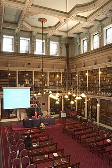 At NORFest2025 in the Royal Irish Academy.
Opened by William Beausang, Department of Further and Higher Education, Research, Innovation and Science.
Joy Owango set a strong tone on equitable and sustainable open research.
Clear direction from the start. @royal irish academy Dublin #openresearch