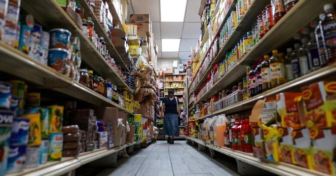 米ミシガン大消費者信頼感、11月速報値は約3年半ぶり低水準 | ロイター