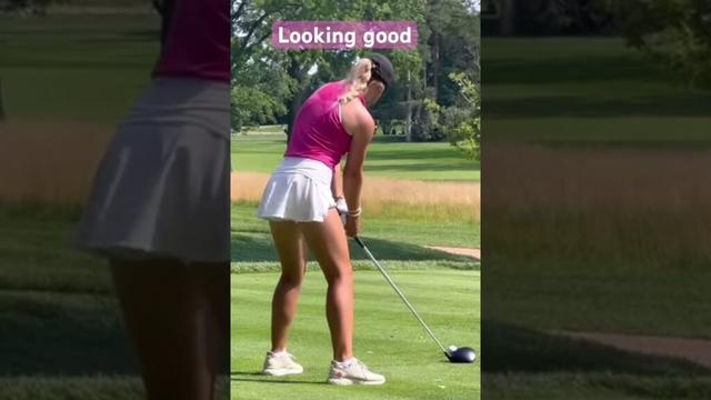 Nice set up and swing. #girlgolfers #golf #golfswing