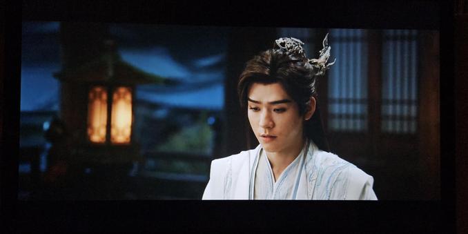 Su My Yu, played by Gong Jun, looking sad that he failed miserably - which is an improvement from the first episodes where he just looked sad.