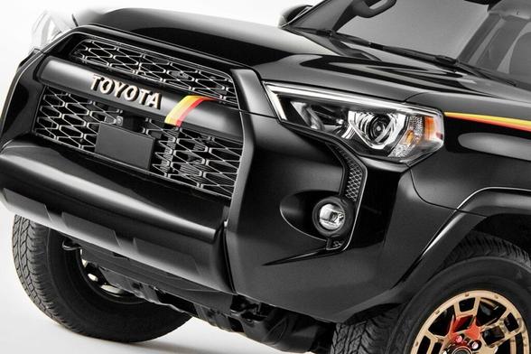 かつて日本で「ハイラックスサーフ」として売られていた車種の後継モデル、5代目トヨタ「4ランナー」(写真は「40th Anniversary Special Edition」)