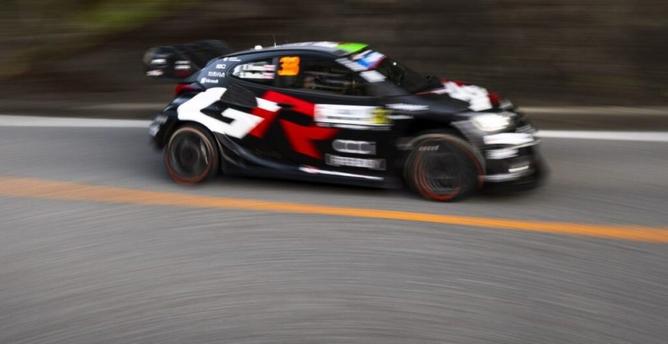 Evans and Fourmaux close on Japan leader Ogier – DirtFish