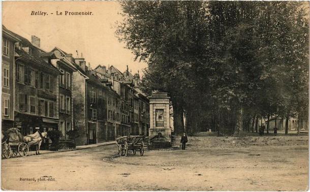 Belley Le Promenoir à #Belley (#Ain)  #CartePostaleAncienne 👉 https://cartorum.fr/carte-postale/797711/belley-belley-le-promenoir