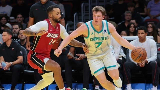 Kon Knueppel continues historic start with 30-point game