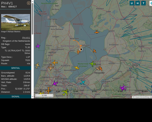 #PH4V1: Private (#TL Ultralight TL30, registration: PH-4V1)
Route: No route available
Min. distance: 0.4nm away @ 1225 ft
Heading: S @ 0.0kts
Time: 16:14:31
 #ProbablyLanding #adsb #Venhuizen