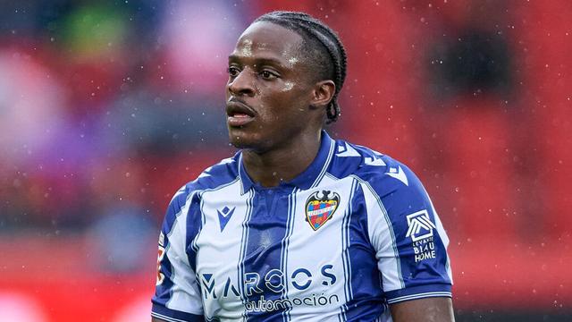 スペインで最も注目を集める若手アタッカー「ビッグクラブへの移籍が運命なら…」 | Football Tribe Japan