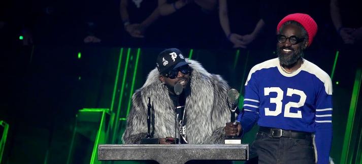 Big Boi y André 3000 del dúo Outkast en la gala del Rock & Roll Hall Of Fame. / Jeff Kravitz