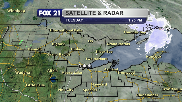 The satellite and radar over the Northland at 1:25 p.m. on November 11, 2025, shows a few breaks in the cloud cover in the I-35 corridor and Iron Range regions. Otherwise it is a cloudy day with a few isolated sprinkles or flurries passing through from northwest to southeast.