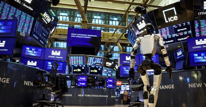 米国株式市場＝ダウ最高値更新、559ドル高　政府再開に期待 | ロイター