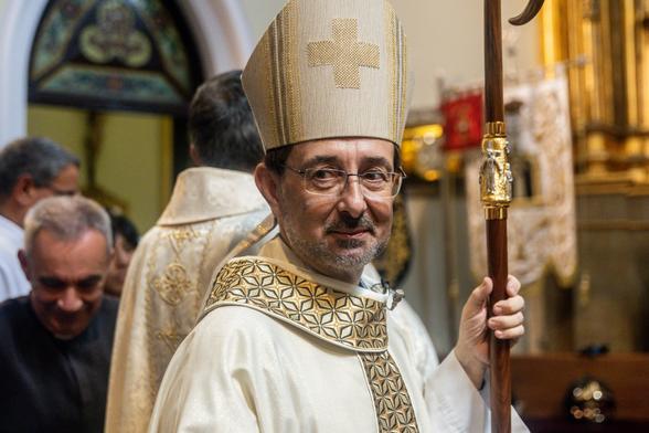El arzobispo de Madrid, José Cobo, preside la misa en la Iglesia de la Virgen de la Paloma, el pasado 15 de agosto en Madrid.