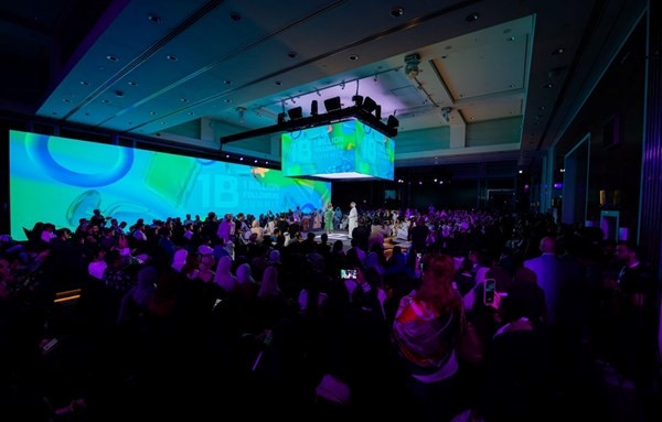 «مليار عمل مجتمعي».. تحدٍّ تطلقه «قمة المليار متابع» بالشراكة مع «مستر بيست»