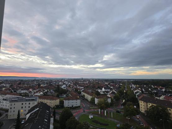Sonnenaufgang über Ort