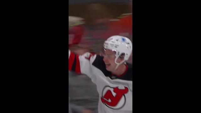 Simon Nemec with a Spectacular Short Goal vs. Chicago Blackhawks