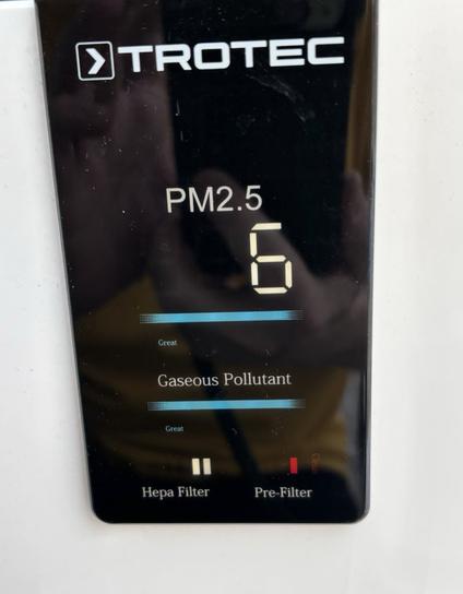 Displayanzeige von einem Trotec Luftreiniger.