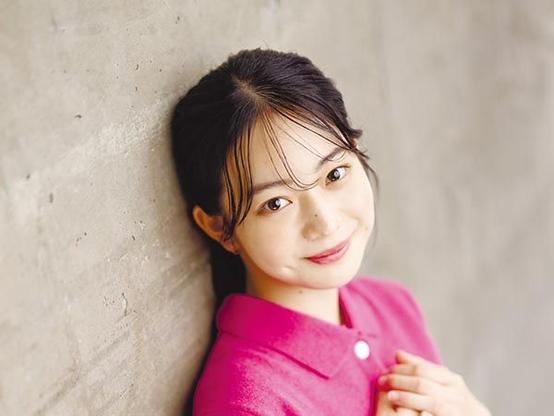 白鳥玉季さん　映画『金髪』で校則にもの申す中学生に「心からお芝居が好き」 ｜ 朝日小学生新聞 | 朝日中高生新聞